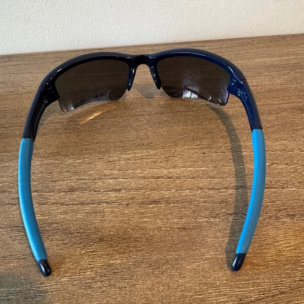 Oakley Quarter Jacket Youth & Small Face Polarized Galaxy Iridium Sunglasses. - Picture 3 of 6